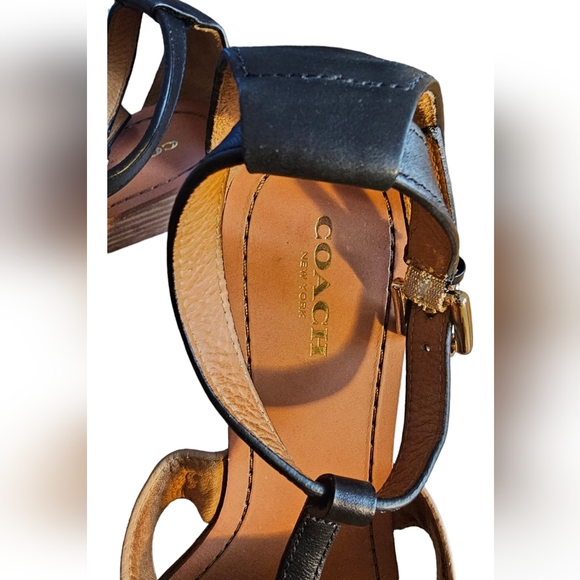 EUC | Coach New York | Sandal Ankle Strap Thong | INES ITL | Size: 7B - Picture 6 of 12